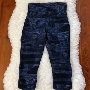 Lululemon crop leggings